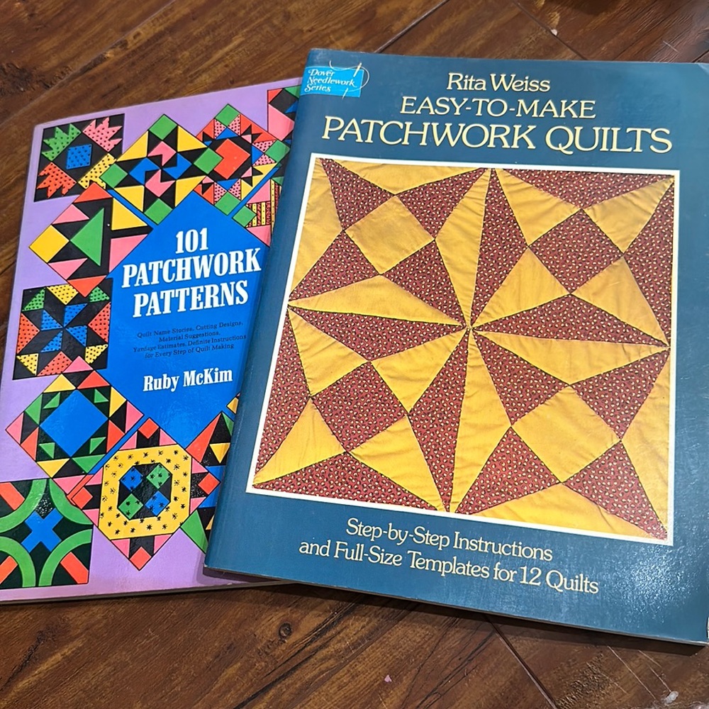 2 Vintage‎ patchwork quilt guide books Patterns